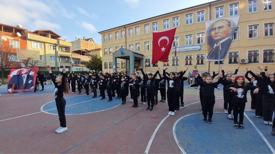 ÜLKEMİZİN KURUCUSU VE ULU ÖNDERİMİZ MUSTAFA KEMAL ATATÜRK'Ü SEVGİ, SAYGI VE MİNNETLE ANIYORUZ.